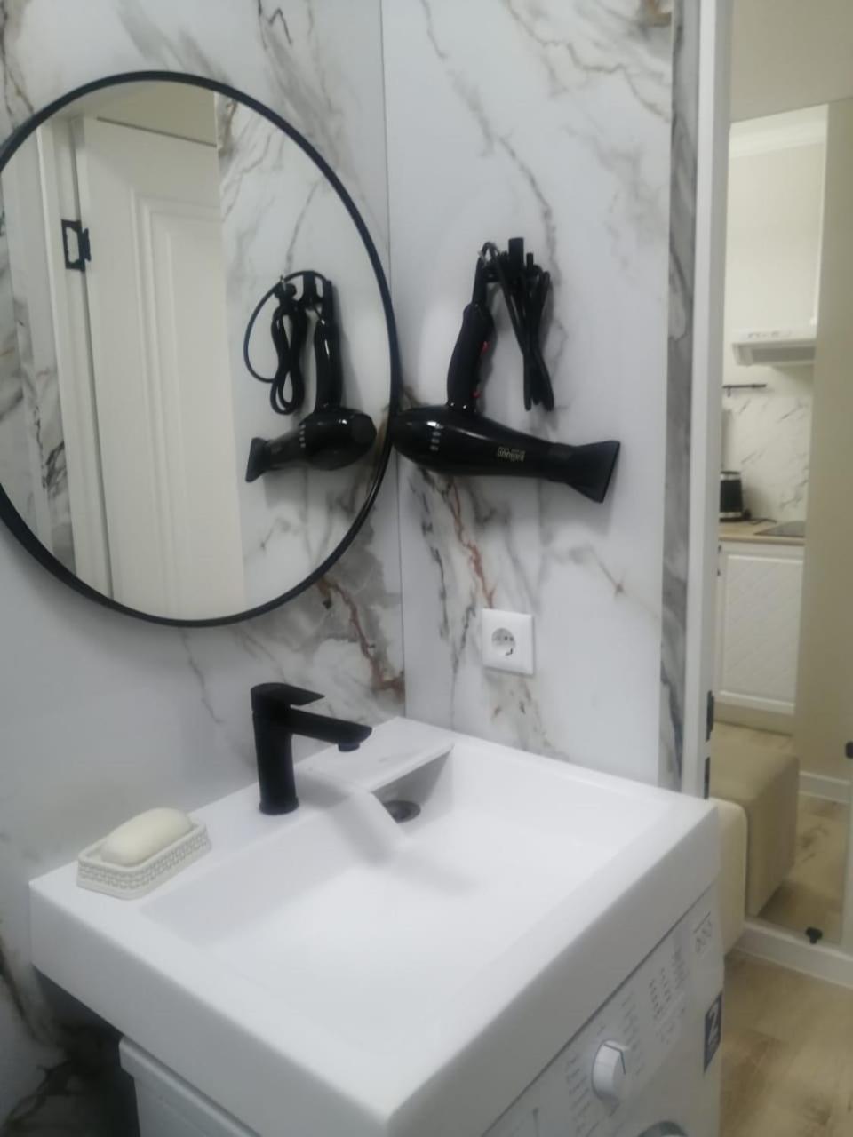 Apartament Happy House Karaganda Zewnętrze zdjęcie